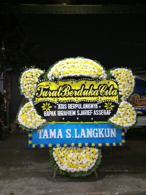 Papan Bunga Duka di Beoga